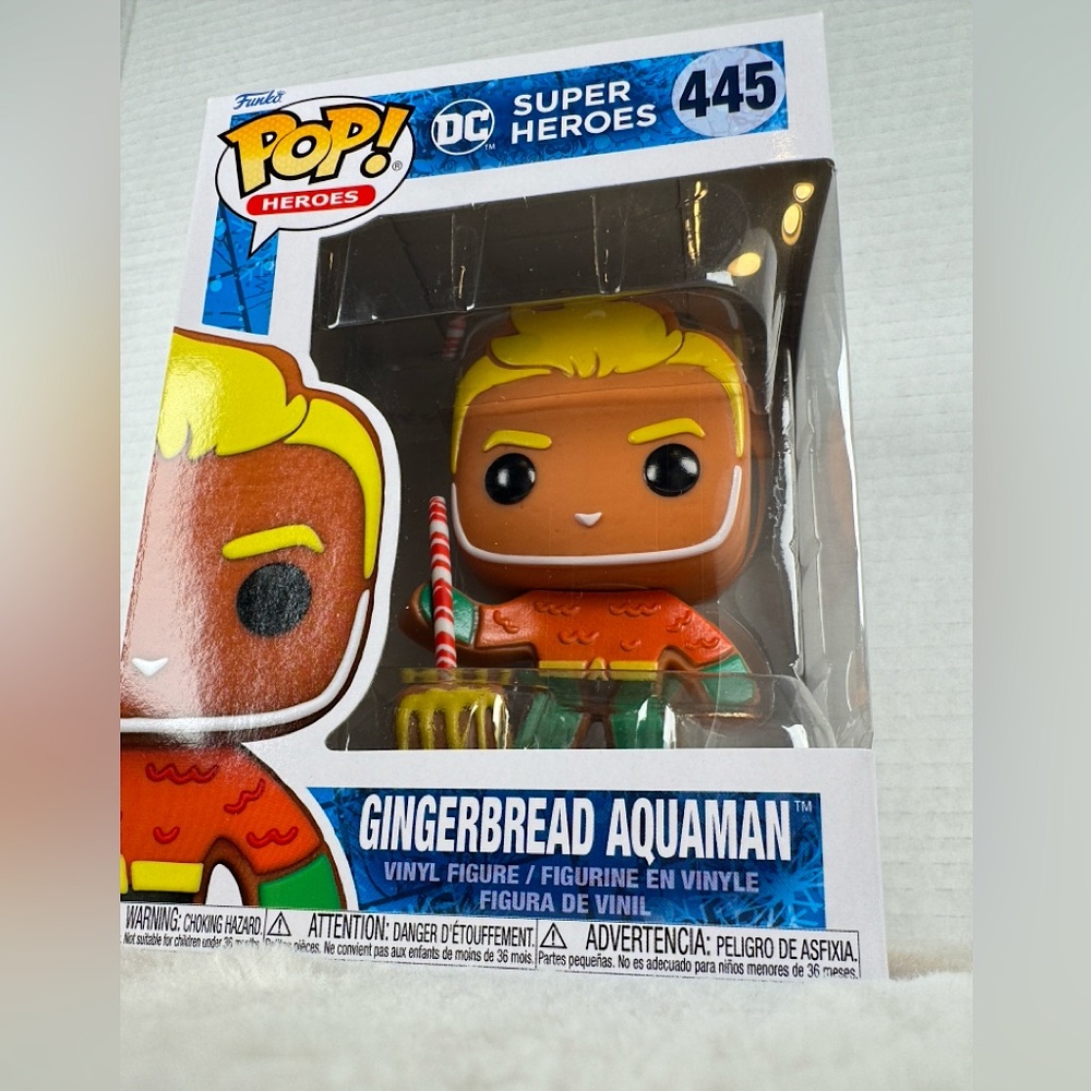 Funko Pop DC Super Heroes Gingerbread Aquaman #445 NIB